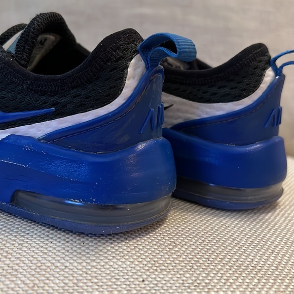 Nike toddler sneakers - Picture 9 of 10